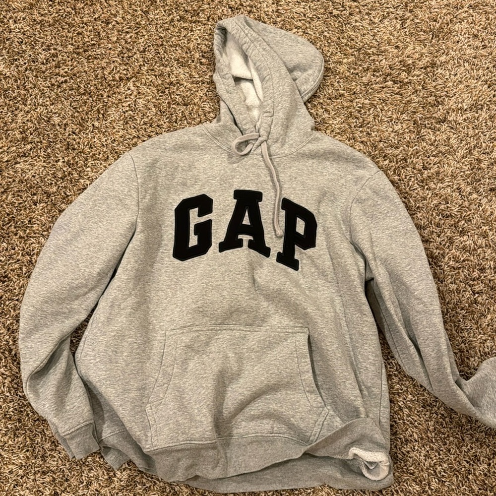 Grey Gap Sweatshirt
